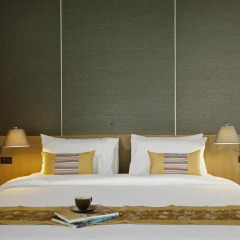 Отель Mandarava Resort and Spa Karon Beach 5* Улучшенный номер двуспальная кровать
