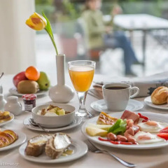 Dekelia Hotel в номере