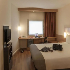 Ibis Izmir Alsancak 3* Стандартный номер с различными типами кроватей