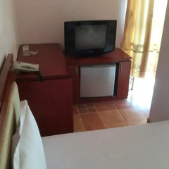 Отель My Hoa Guest House Стандартный номер с различными типами кроватей