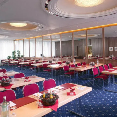 Отель Ringhotel Loews Merkur Германия, Нюрнберг - отзывы, цены и фото номеров - забронировать отель Ringhotel Loews Merkur онлайн помещение для мероприятий фото 2