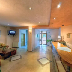 Plaza Family Hotel 3* Стандартный номер фото 7