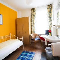 Отель Pension/Guesthouse am Hauptbahnhof Стандартный номер с различными типами кроватей