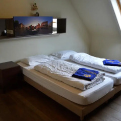 St Christophers Inn Hostel at The Bauhaus Стандартный номер с 2 отдельными кроватями фото 4