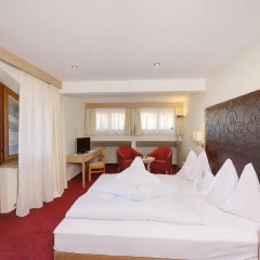 Hotel Tirol Тироло комната для гостей фото 2