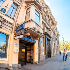 Angel Court Yard Hostel Кровать в общем номере с двухъярусной кроватью фото 46