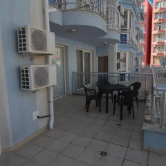 Отель Sunny Dream Apartments Болгария, Солнечный берег - отзывы, цены и фото номеров - забронировать отель Sunny Dream Apartments онлайн балкон