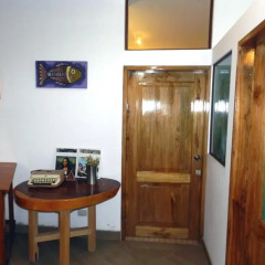 Отель Hostal Yaku Montañita Номер Комфорт с различными типами кроватей фото 5