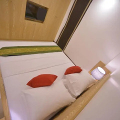 Отель Hathaa Beach Maldives 3* Номер Делюкс с различными типами кроватей фото 11