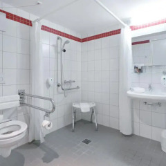 AZIMUT Hotel City South Berlin Берлин ванная фото 2