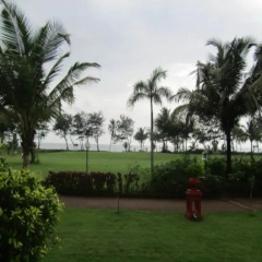 Отель The LaLiT Golf & Spa Resort Goa пляж фото 2
