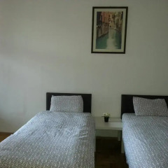 Апартаменты Caterina Private Rooms and Apartments Стандартный номер с различными типами кроватей (общая ванная комната) фото 30