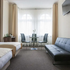 Отель Mandala Hostel & Apartments Польша, Познань - отзывы, цены и фото номеров - забронировать отель Mandala Hostel & Apartments онлайн комната для гостей фото 4