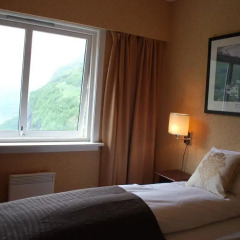 Отель Hotell Utsikten Geiranger - by Classic Norway 2* Стандартный номер с различными типами кроватей