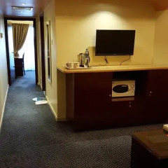 Al Bustan Hotel Flats 3* Люкс с различными типами кроватей фото 7