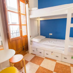 Oh My Hostel Кровать в общем номере с двухъярусной кроватью фото 5