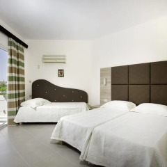 Апартаменты Lyristis Studios & Apartments комната для гостей фото 3