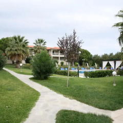 Отель Kalives Resort фото 2