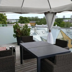 Отель Kreutzwaldi Penthouse