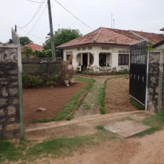 Отель London Cottage парковка