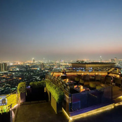 Oaks Bangkok Sathorn Hotel вид на фасад
