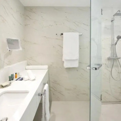 Отель Hilton Tallinn Park 4* Улучшенный номер с разными типами кроватей фото 9
