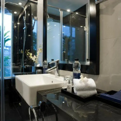 Church Boutique Hotel - Hang Gai 3* Номер категории Премиум с различными типами кроватей фото 3