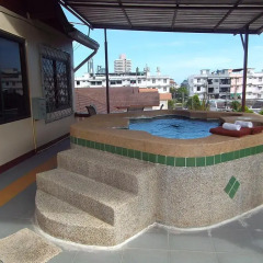 Отель A & M Villa Pattaya Таиланд, Паттайя - 1 отзыв об отеле, цены и фото номеров - забронировать отель A & M Villa Pattaya онлайн бассейн
