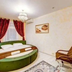 Гостиница Статус 3* Улучшенный номер с двуспальной кроватью фото 2
