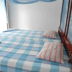 Отель Main Reef Guest House Хиккадува комната для гостей фото 5