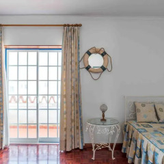 Отель Feels Like Home - Ericeira Flat комната для гостей фото 2