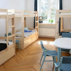 Fest Hostel Кровать в общем номере с двухъярусной кроватью фото 12