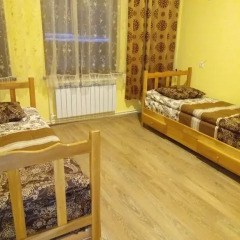 Old Yerevan Hostel & Tours Кровать в мужском общем номере с двухъярусной кроватью фото 5