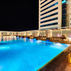 Media One Hotel Dubai бассейн фото 3