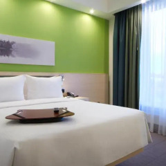 Отель Hampton by Hilton Minsk City Center Минск комната для гостей фото 4