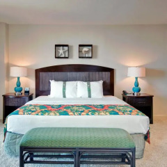 Отель Waikiki Beachcomber by Outrigger 3* Номер категории Премиум с различными типами кроватей фото 4