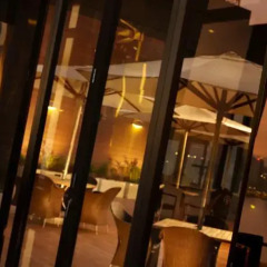 Отель Harbour Grand Hong Kong балкон