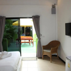 Отель Rawai Beach Studios комната для гостей фото 3