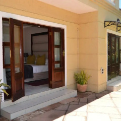Отель The Capital Guest House 4* Номер Делюкс фото 11