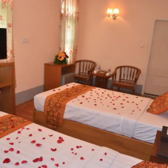 Royal Yadanarbon Hotel 3* Стандартный номер с двуспальной кроватью фото 2
