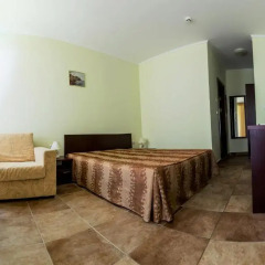 Family Hotel Apolon комната для гостей