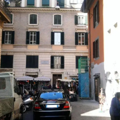 Отель Trevi Elite Roma Рим парковка