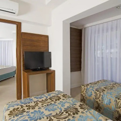 Отель Palm Wings Beach Resort & Spa Kusadasi- All Inclusive комната для гостей фото 2