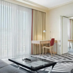 Отель Le Méridien Munich 5* Представительский люкс с различными типами кроватей фото 4