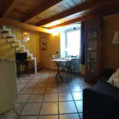 Отель Casa De Giorgis Аоста бассейн