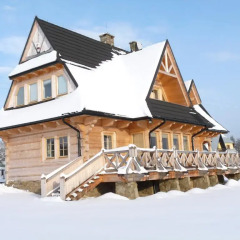 Отель Villa z widokiem na Giewont Косцелиско приотельная территория