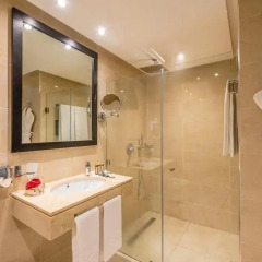 Отель Le Dawliz Hotel & Spa Марокко, Схират - отзывы, цены и фото номеров - забронировать отель Le Dawliz Hotel & Spa онлайн ванная