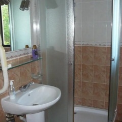 Отель Moni House Велико Тырново ванная
