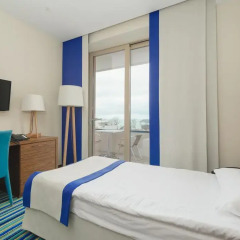 Гостиница Lavicon Apart Hotel Collection в Небуге 13 отзывов об отеле, цены и фото номеров - забронировать гостиницу Lavicon Apart Hotel Collection онлайн Небуг комната для гостей