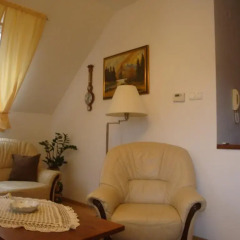 Отель HOLIV Apartman комната для гостей фото 3